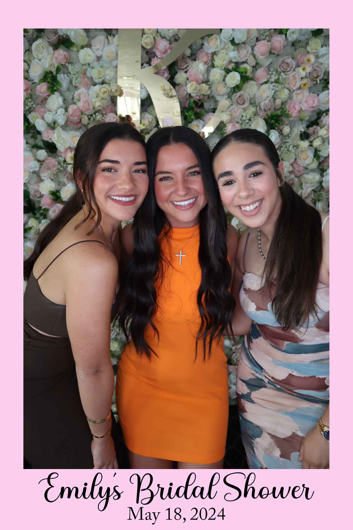 Champagne wall photo moment at a Brooklyn celebration — photo 3