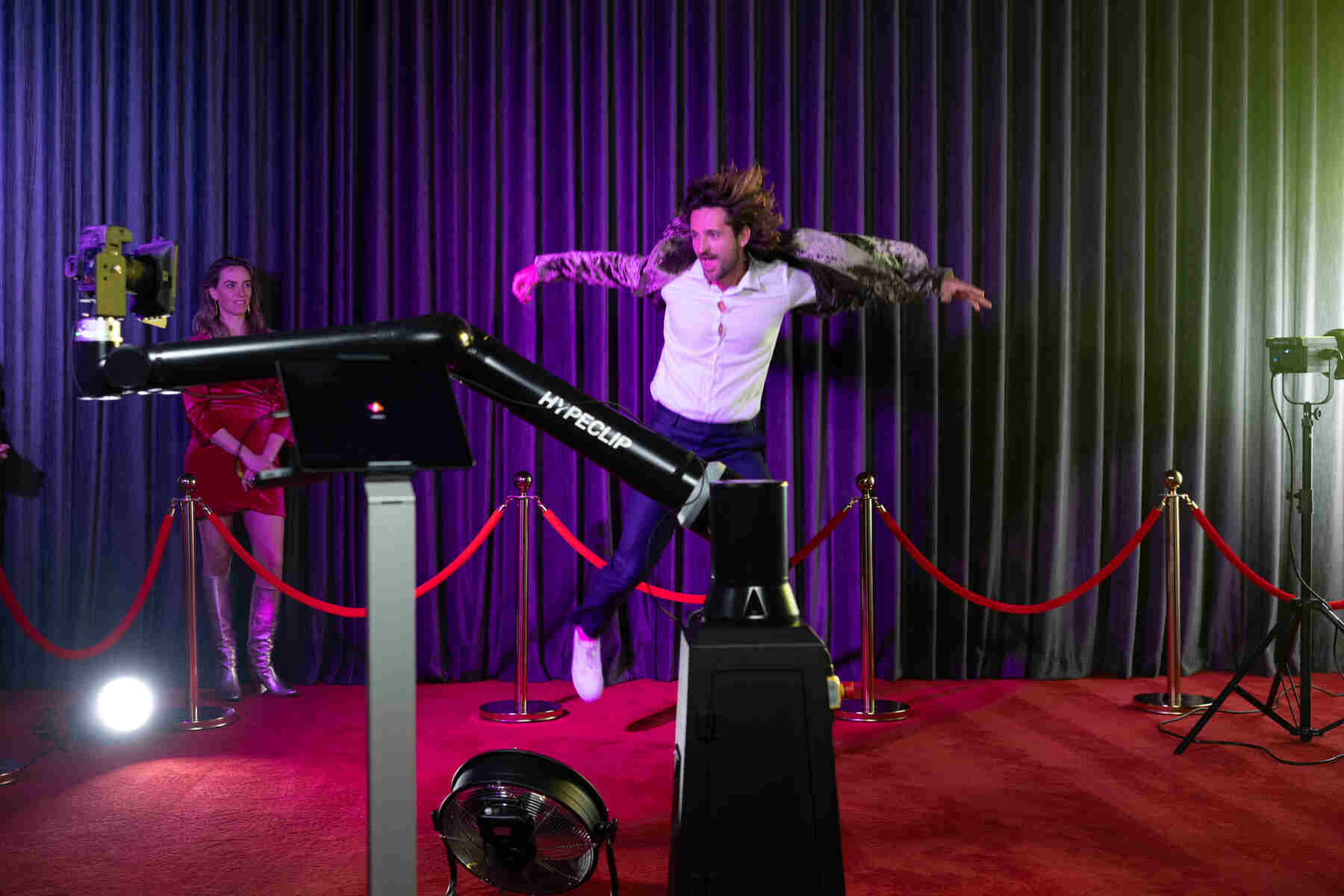 Glambot capturing a cinematic sweep at a Brooklyn event — photo 3